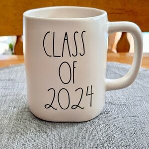 Rae Dunn CLASS OF 2024 Ceramic Mug BRAND NEW!!
